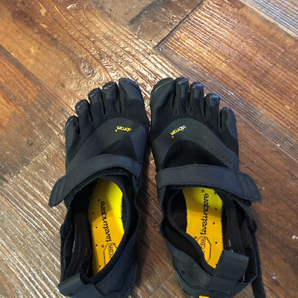 Vibrams - Picture 4 of 5